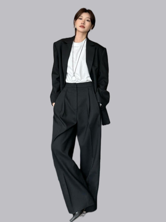 Commuter minimalist pocketed elegant suit