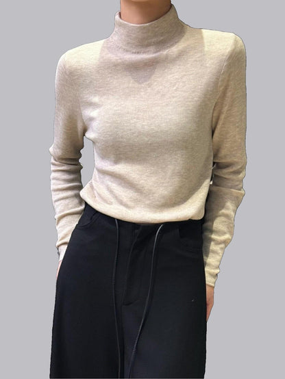 Simple high-neck design long-sleeved sweater