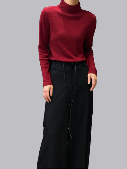 Simple high-neck design long-sleeved sweater