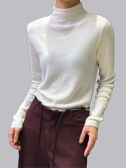 Simple high-neck design long-sleeved sweater