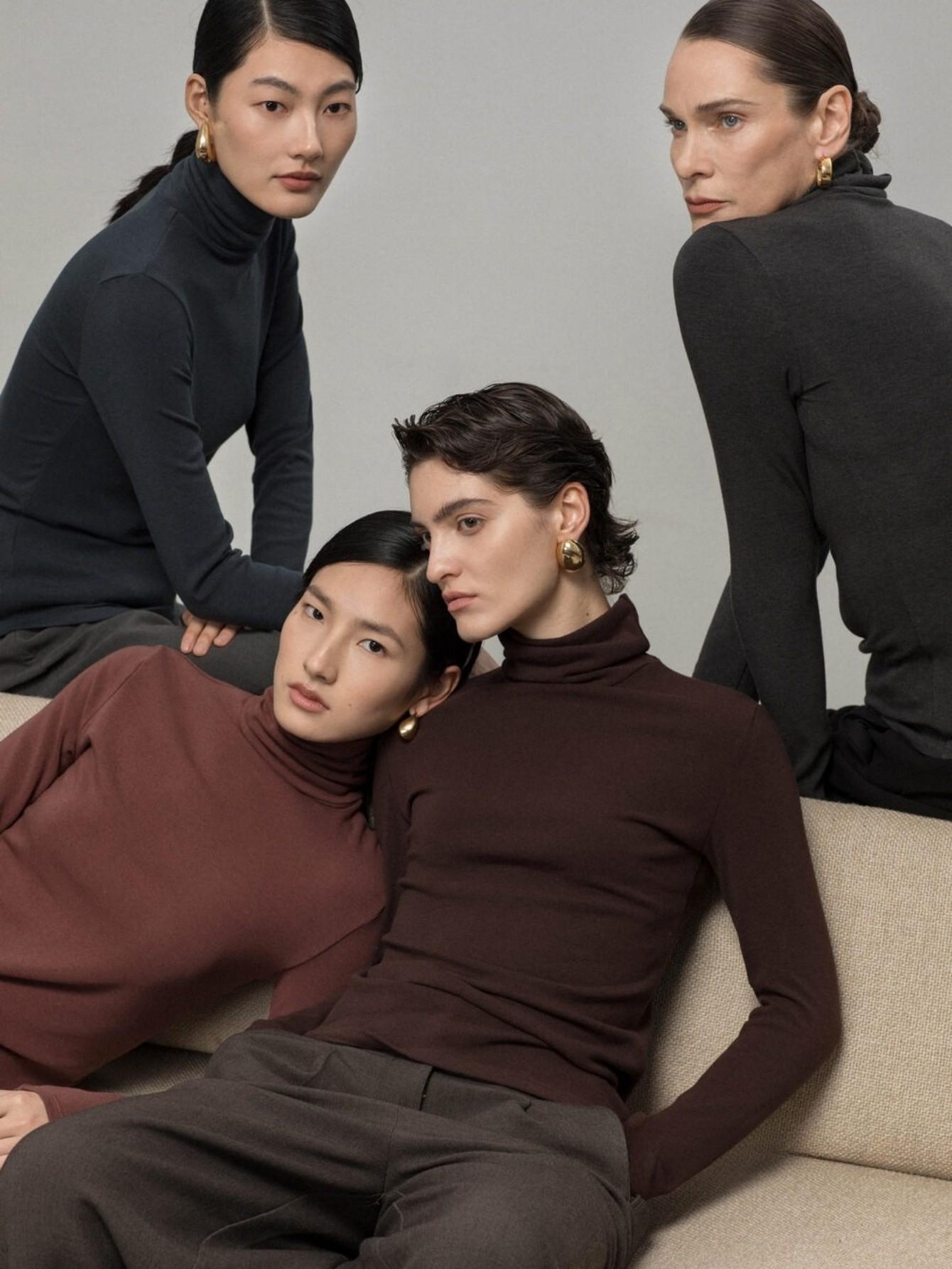 Turtleneck Slim-Fit Sweater | Eliraya Essential for Fall/Winter