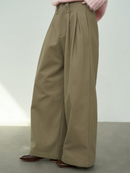 Classic Wide-Legged Pants