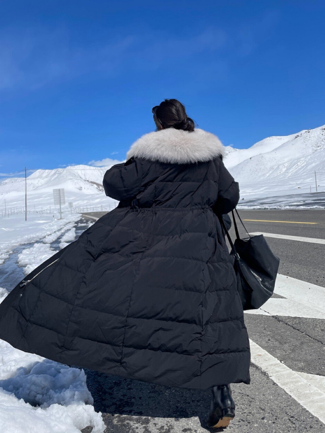 Long Down Jacket With Detachable Fur Collar