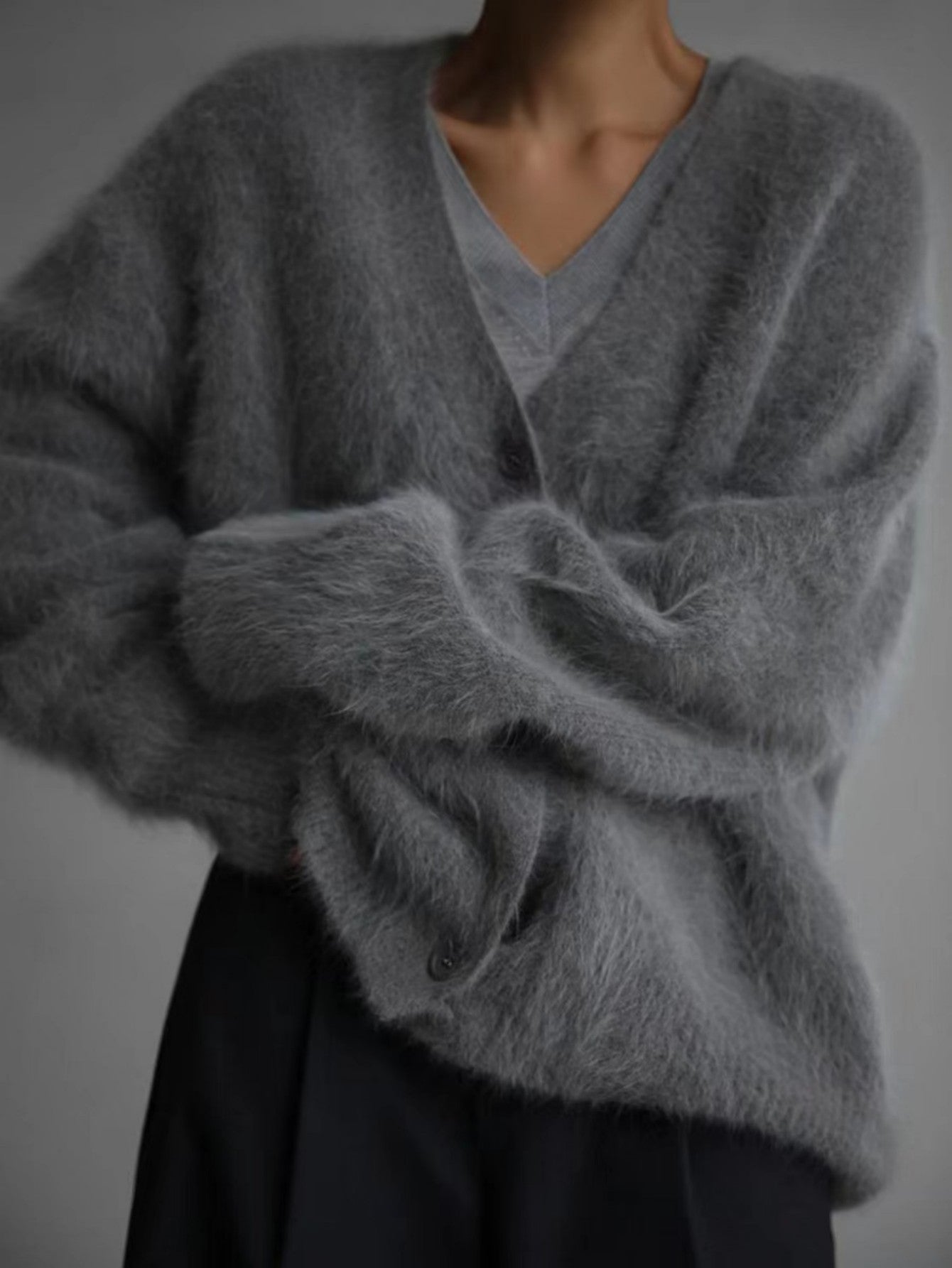 Loose knitted cardigan sweater, long sleeves, lazy style V-neck sweater coat