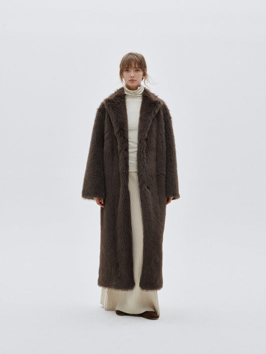 Eliraya faux fur coat for women, featuring an elegant fox fur-inspired design, perfect for winter warmth and luxurious styling.