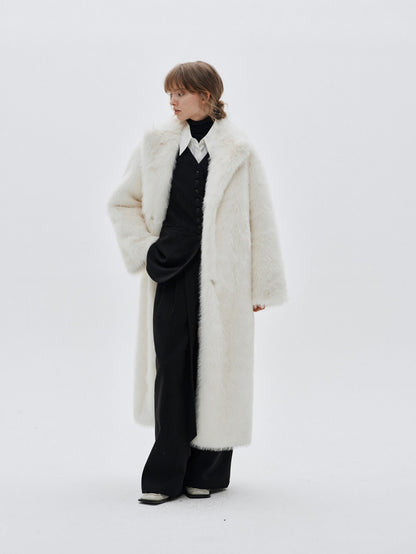 Eliraya faux fur coat for women, featuring an elegant fox fur-inspired design, perfect for winter warmth and luxurious styling.