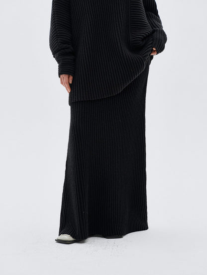 Eliraya ribbed knit maxi skirt for women, designed for winter with a straight-line fit, perfect for Christmas and stylish layering.